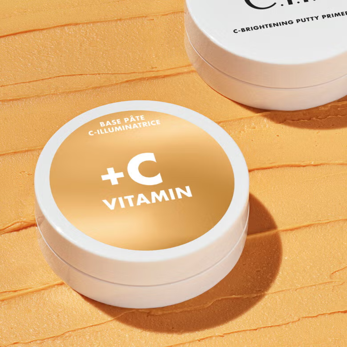 e.l.f. C-Brightening Putty Primer met vitamine C in potje.