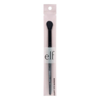 Verpakking van de e.l.f. Fluffy Eye Blender Brush voor oogschaduw en blending.