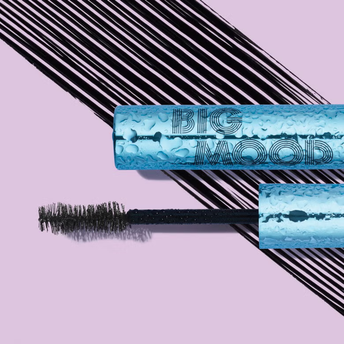 Close-up van de zandlopervormige borstel van e.l.f. Big Mood Mascara Black Waterproof