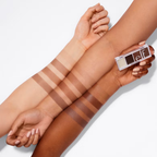Swatches van e.l.f. Bite-Size Brow in de tint Dark Brown
