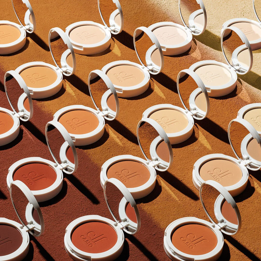 e.l.f. Camo Powder Foundation voor een natuurlijke semi-matte finish