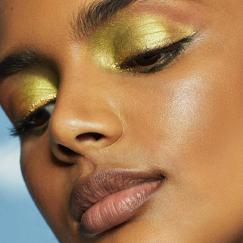 e.l.f. Liquid Glitter Eyeshadow 24-Karat Gold met glitterfinish