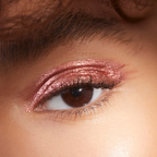 Swatch van e.l.f. Liquid Metallic Eyeshadow Little Dipper