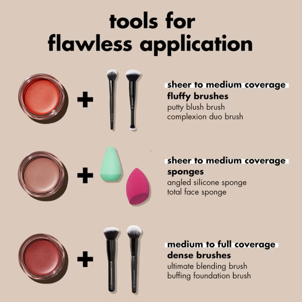 Make-uptools voor het aanbrengen van e.l.f. Luminous Putty Blush